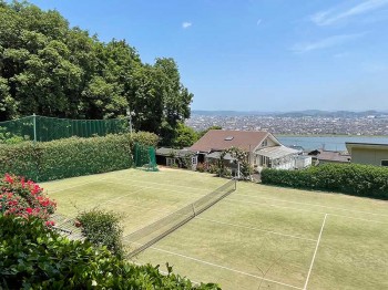 上本テニススクールホームコート